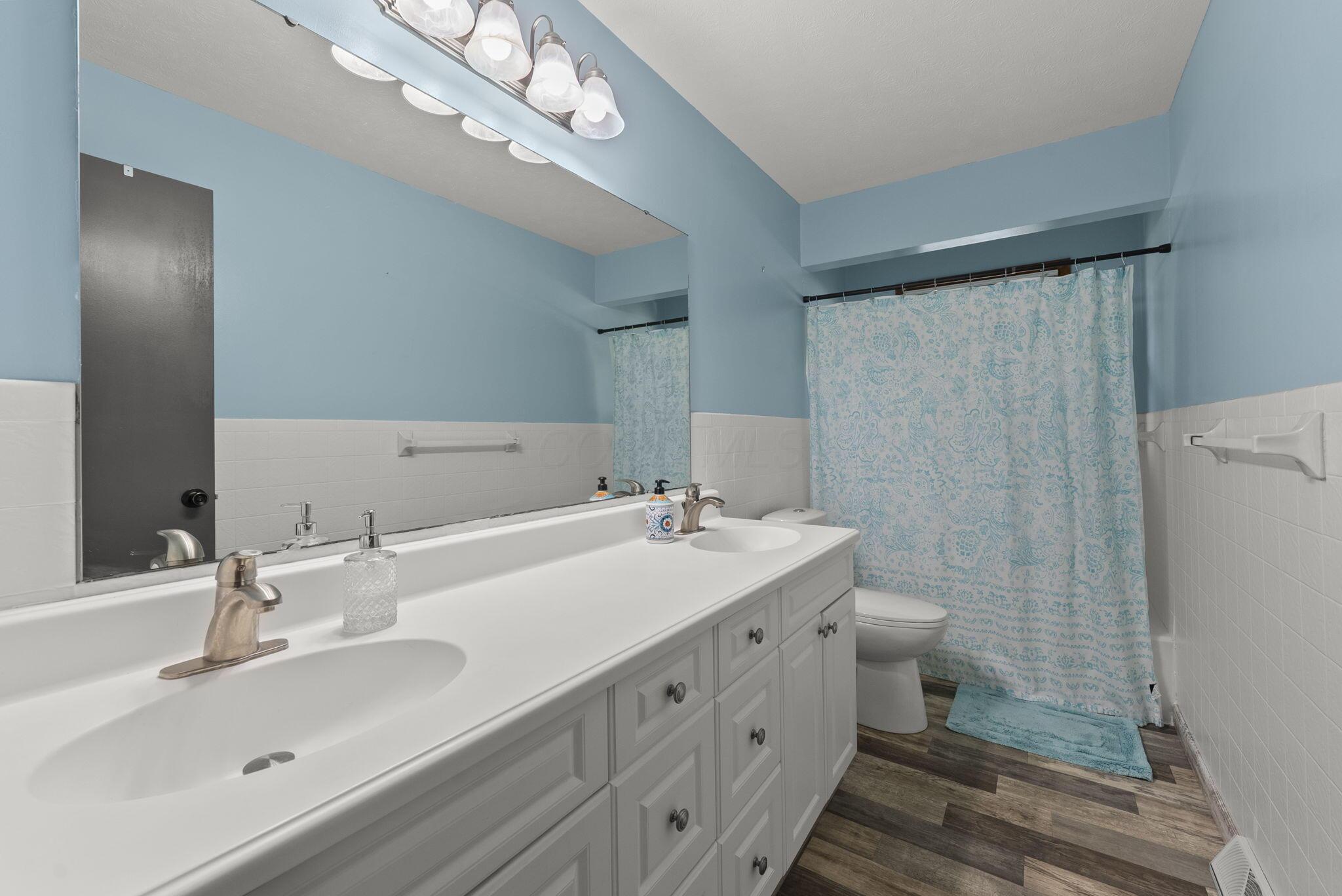 529 Spring Street Lancaster, OH 43130 - Photo 12 of 39 21-web-or-mls-DSC02736
