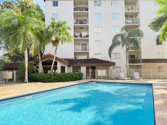 $2,200 | 15221 Southwest 80th Street, Unit 304, Miami, FL 33193