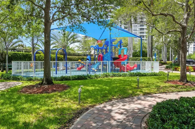 $600,000 | 3600 Mystic Pointe Drive, Unit 305, Aventura, FL 33180