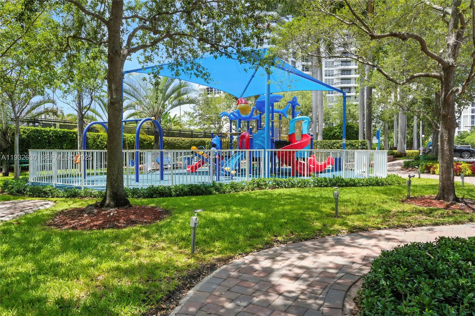 3600 Mystic Pointe Drive, Unit 305 Aventura, FL 33180 - Photo 25 of 37