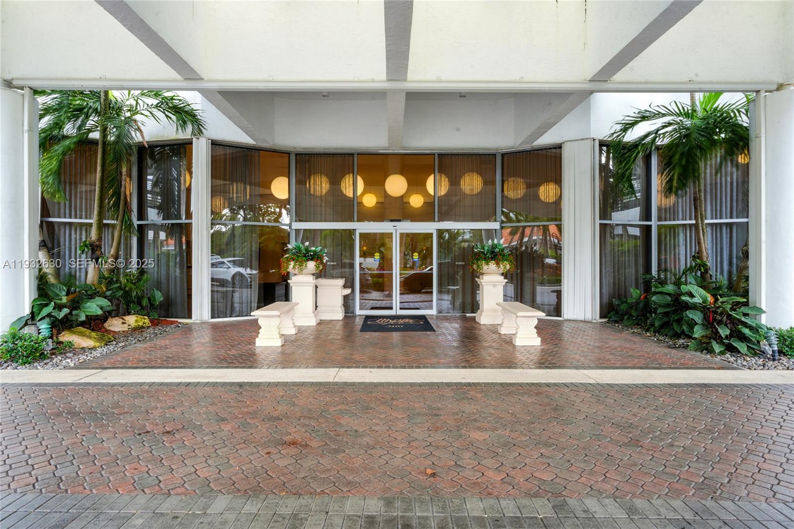 3600 Mystic Pointe Drive, Unit 305 Aventura, FL 33180 - Photo 30 of 37