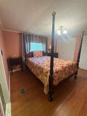 $199,999 | 525-207 Riverleigh Avenue, Unit 207, Riverhead, NY 11901