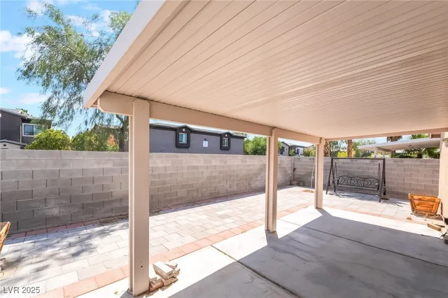$2,100 | 325 Silverado Pines Avenue, Las Vegas, NV 89123