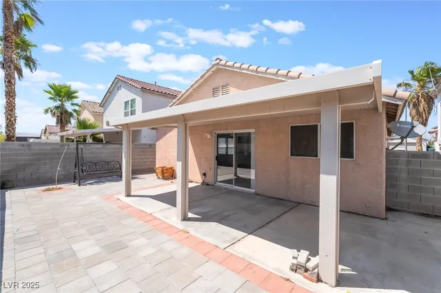 $2,100 | 325 Silverado Pines Avenue, Las Vegas, NV 89123