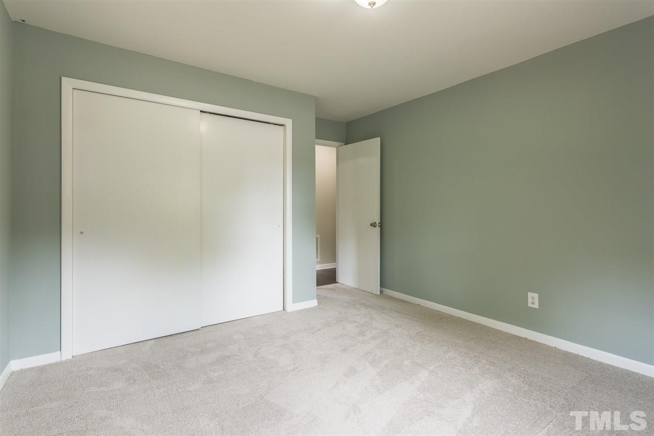 909 Grovemont Road Raleigh, NC 27603 - Photo 14 of 28