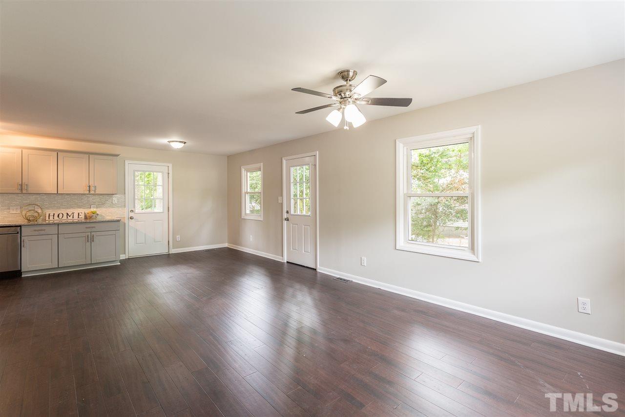 909 Grovemont Road Raleigh, NC 27603 - Photo 4 of 28