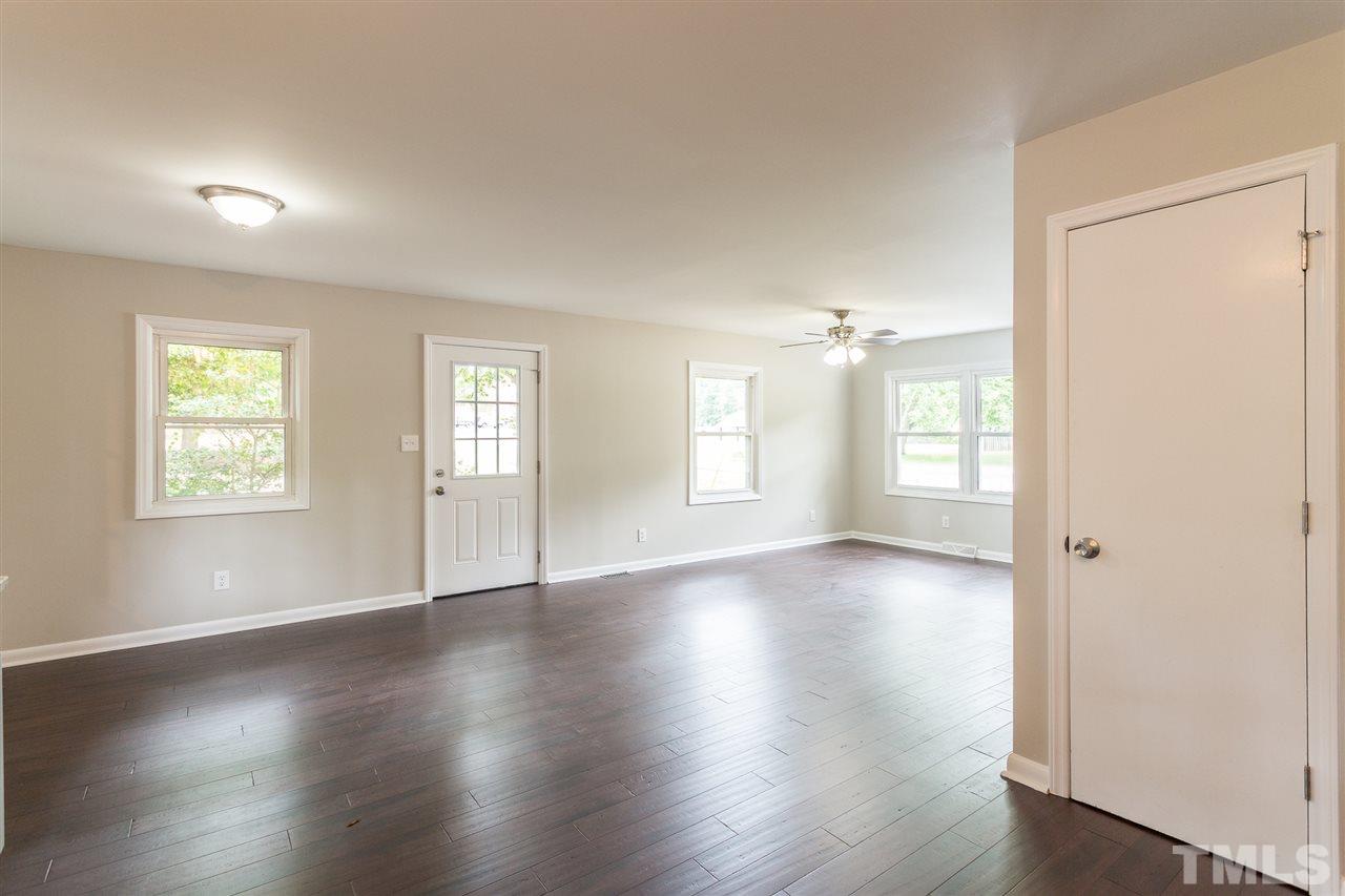 909 Grovemont Road Raleigh, NC 27603 - Photo 9 of 28