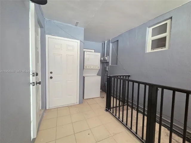 $1,600 | 6240 Southwest 21st Street, Miami, FL 33155