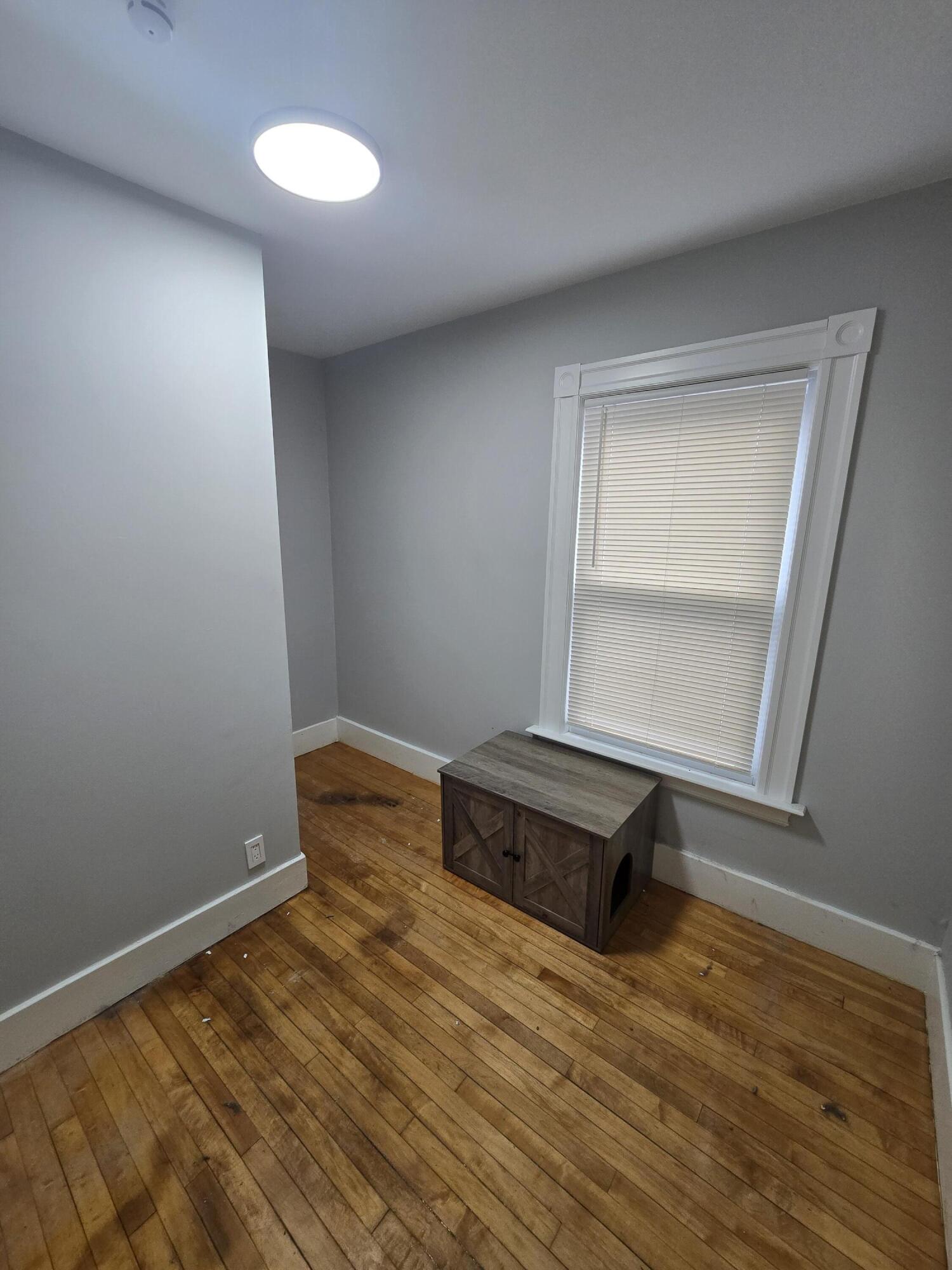 153 Cony Street Augusta, ME 04330 - Photo 12 of 21 20260115_132333