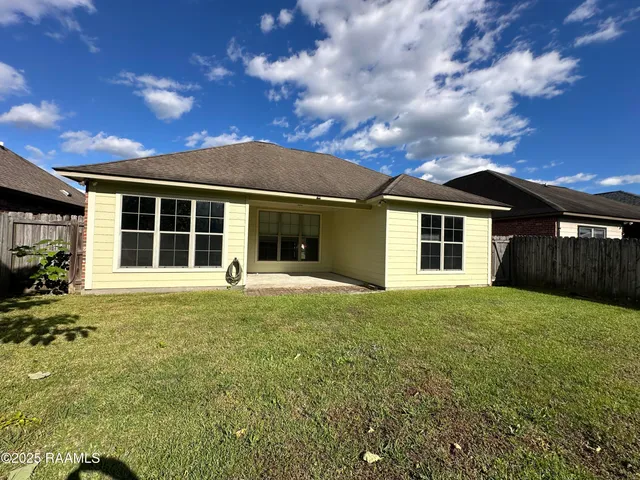 $1,800 | 8952 Westlake Avenue, Baton Rouge, LA 70810