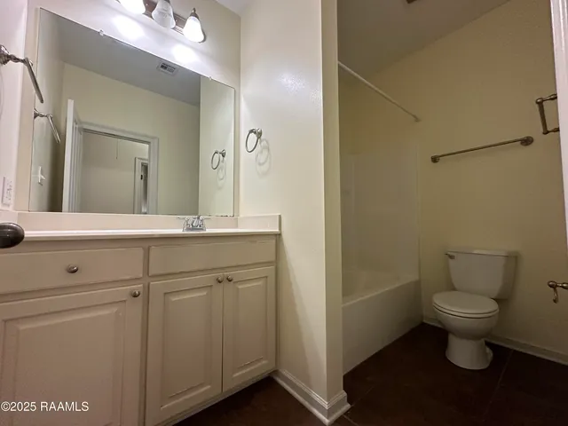 $1,800 | 8952 Westlake Avenue, Baton Rouge, LA 70810