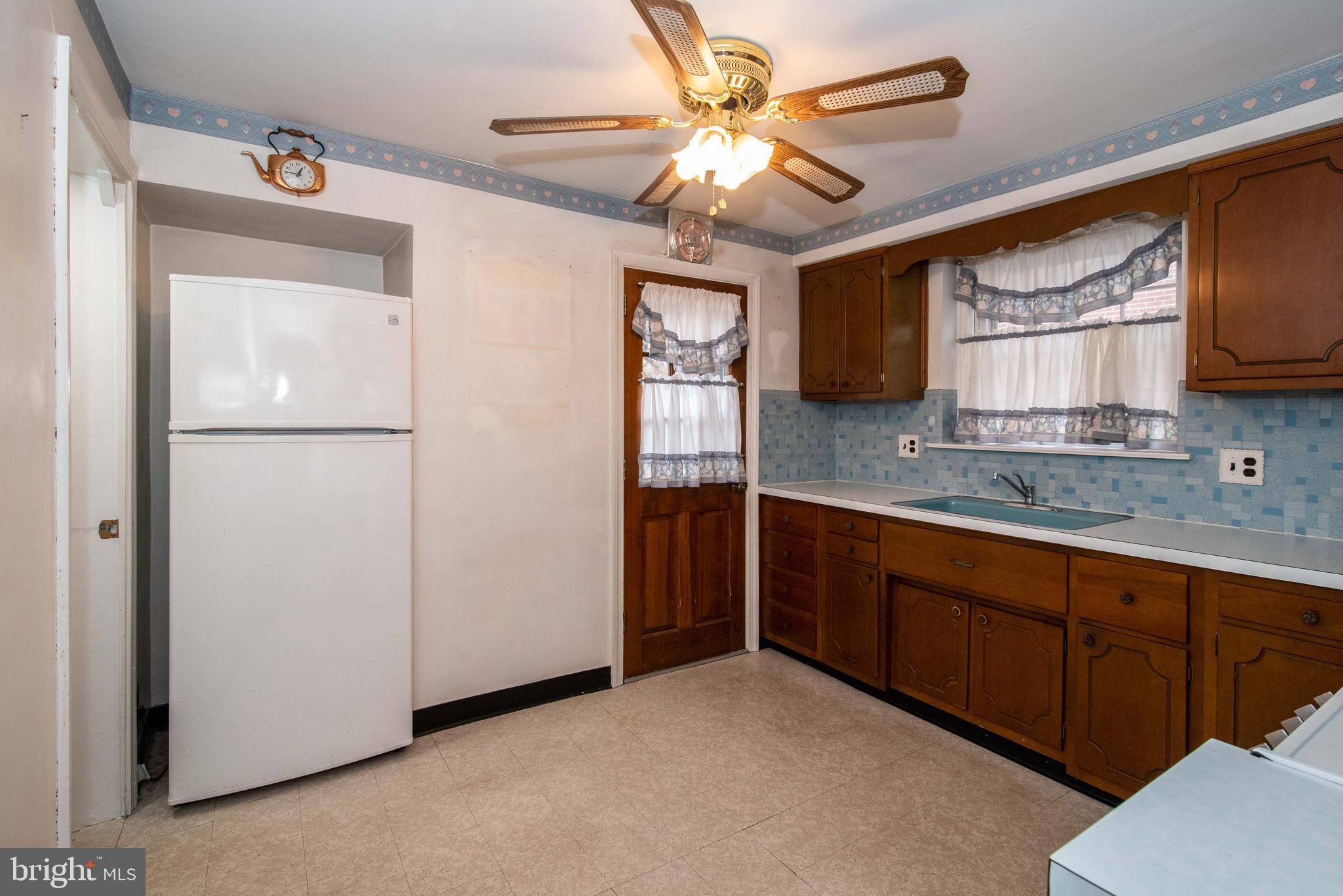 6 North Alford Road Springfield, PA 19064 - Photo 15 of 32