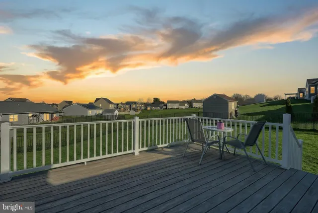 $399,900 | 1705 Fountain Rock Drive, Dover, PA 17315