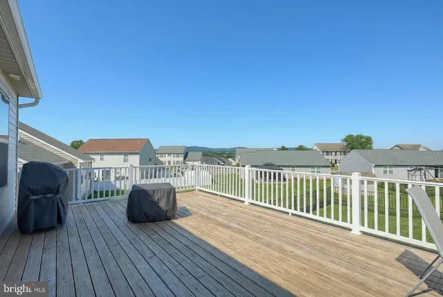 $399,900 | 1705 Fountain Rock Drive, Dover, PA 17315