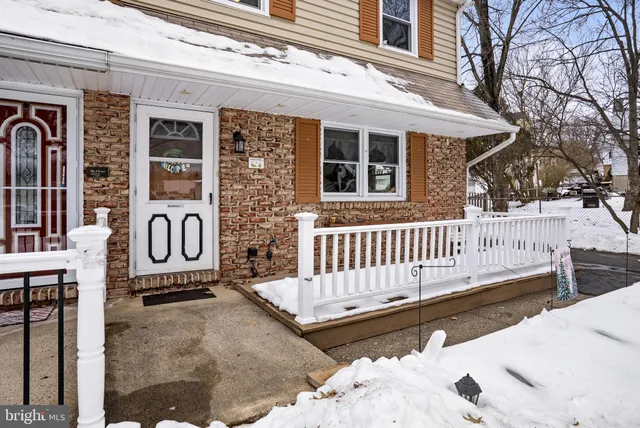 $390,000 | 677 South 6th Avenue, Royersford, PA 19468