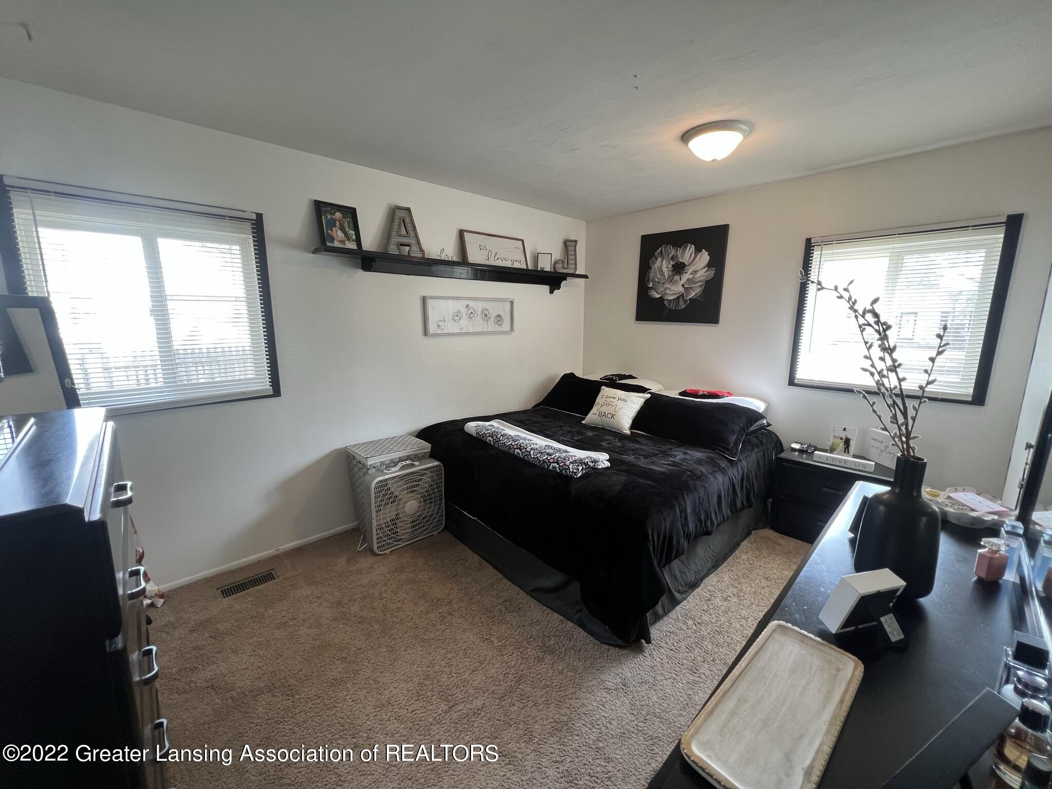 3400 Kilberry Road Lansing, MI 48911 - Photo 16 of 29 IMG_2597