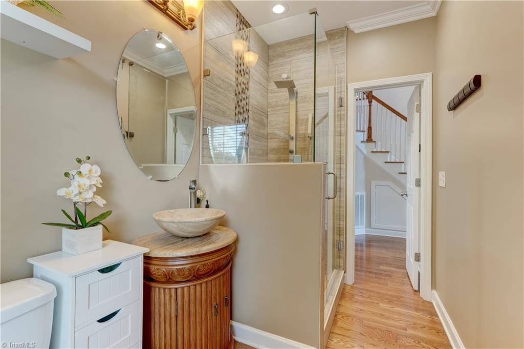 8933 Grove Park Drive Oak Ridge, NC 27310 - Photo 17 of 36 MAIN LEVEL BATH