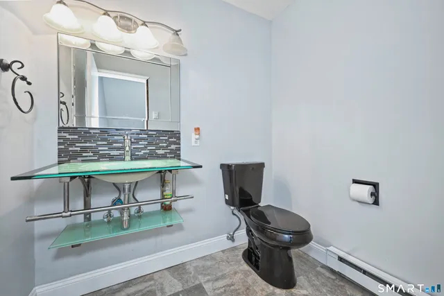 $239,900 | 925 Oronoke Road, Unit 11D, Waterbury, CT 06708