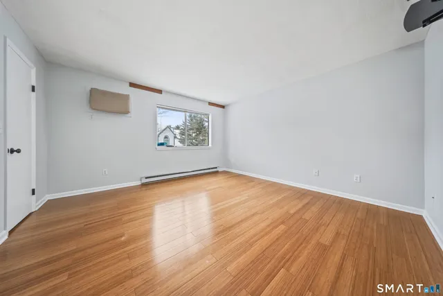 $239,900 | 925 Oronoke Road, Unit 11D, Waterbury, CT 06708