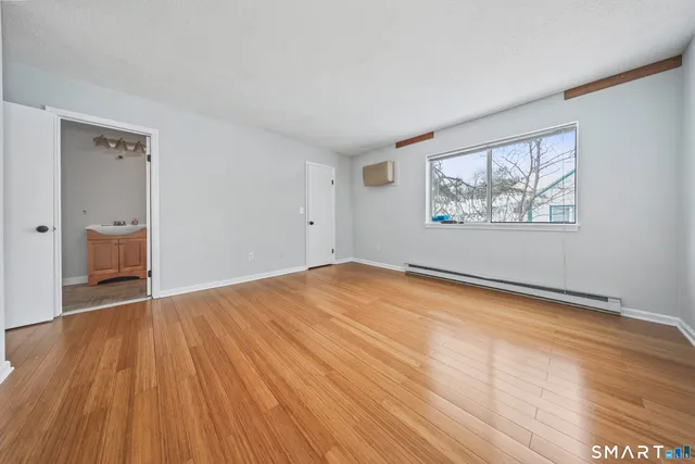 $239,900 | 925 Oronoke Road, Unit 11D, Waterbury, CT 06708