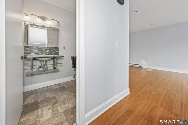 $239,900 | 925 Oronoke Road, Unit 11D, Waterbury, CT 06708