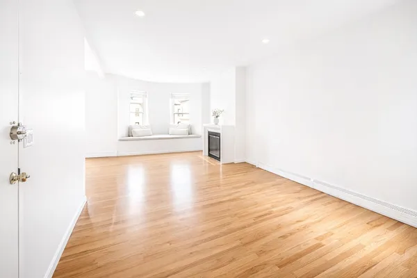 $4,800 | 11 Albemarle Street, Unit 3, Boston, MA 02115