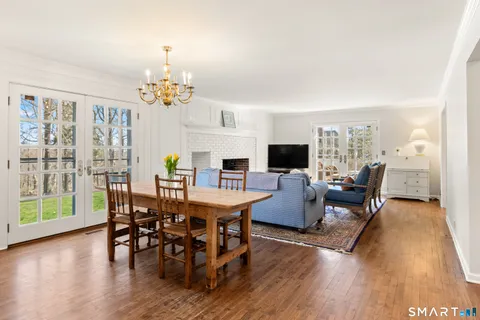 $2,495,000 | 3050 Bronson Road, Fairfield, CT 06824