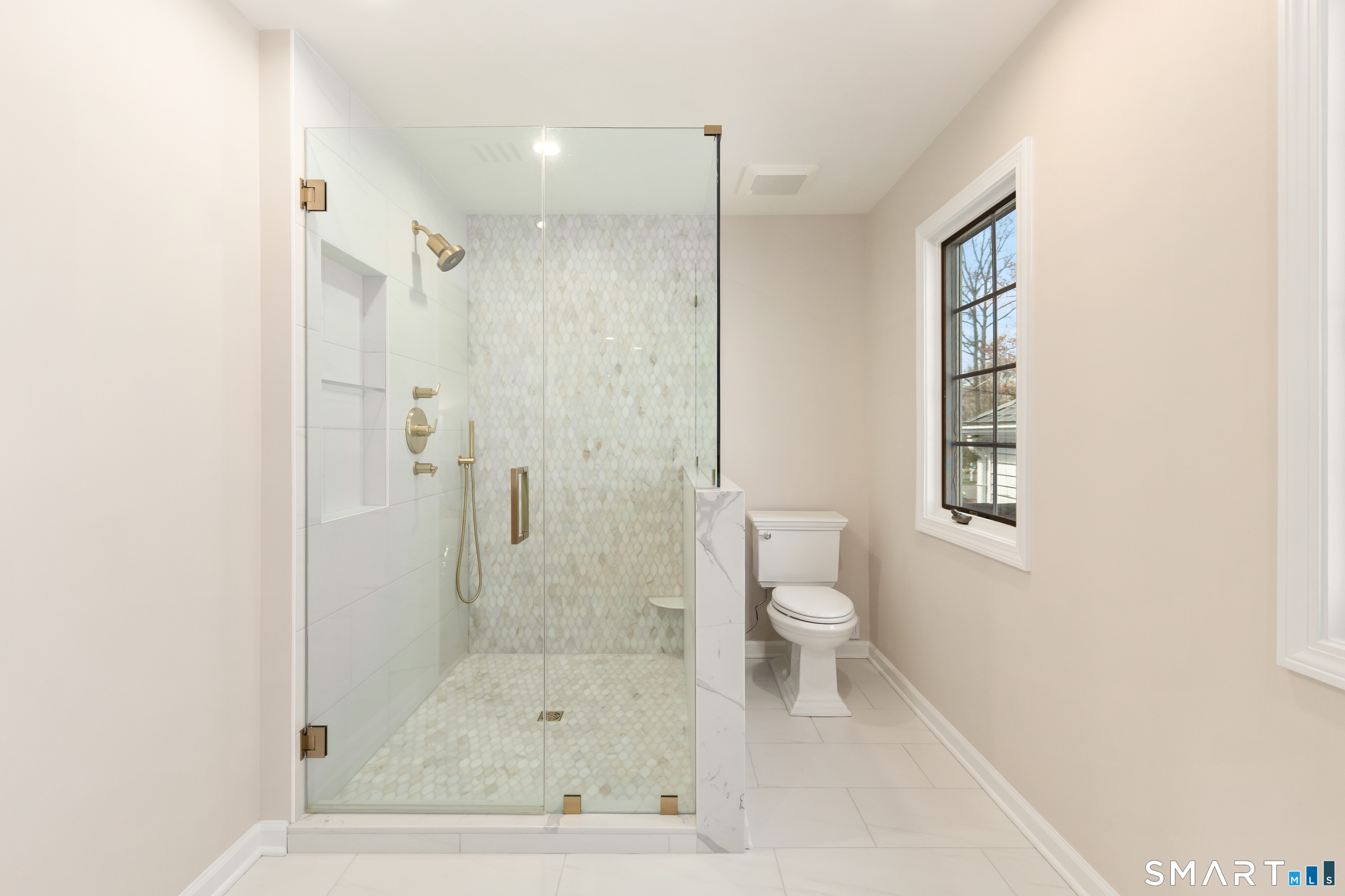 3050 Bronson Road Fairfield, CT 06824 - Photo 23 of 39