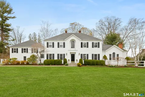 $2,495,000 | 3050 Bronson Road, Fairfield, CT 06824