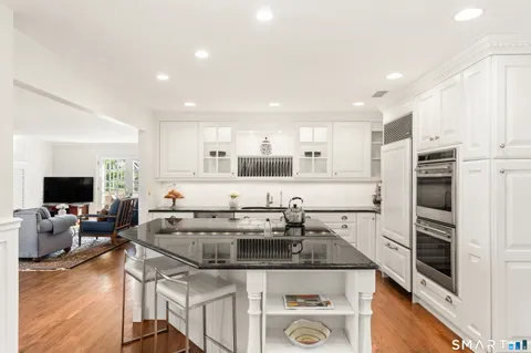 $2,495,000 | 3050 Bronson Road, Fairfield, CT 06824