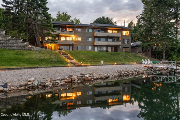 $529,000 | 720 North 3rd Avenue, Unit 5, Sandpoint, ID 83864