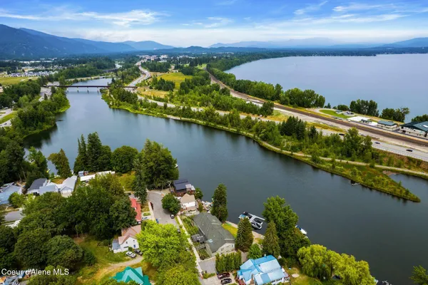 $529,000 | 720 North 3rd Avenue, Unit 5, Sandpoint, ID 83864
