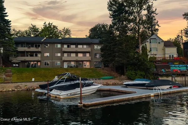 $529,000 | 720 North 3rd Avenue, Unit 5, Sandpoint, ID 83864