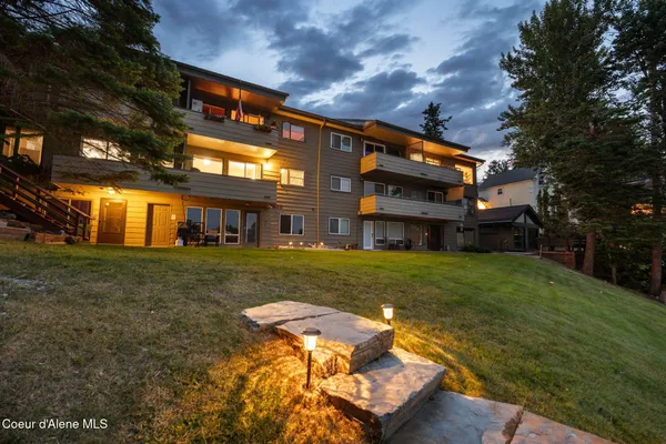 $529,000 | 720 North 3rd Avenue, Unit 5, Sandpoint, ID 83864
