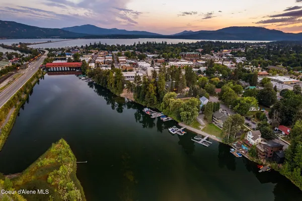$529,000 | 720 North 3rd Avenue, Unit 5, Sandpoint, ID 83864