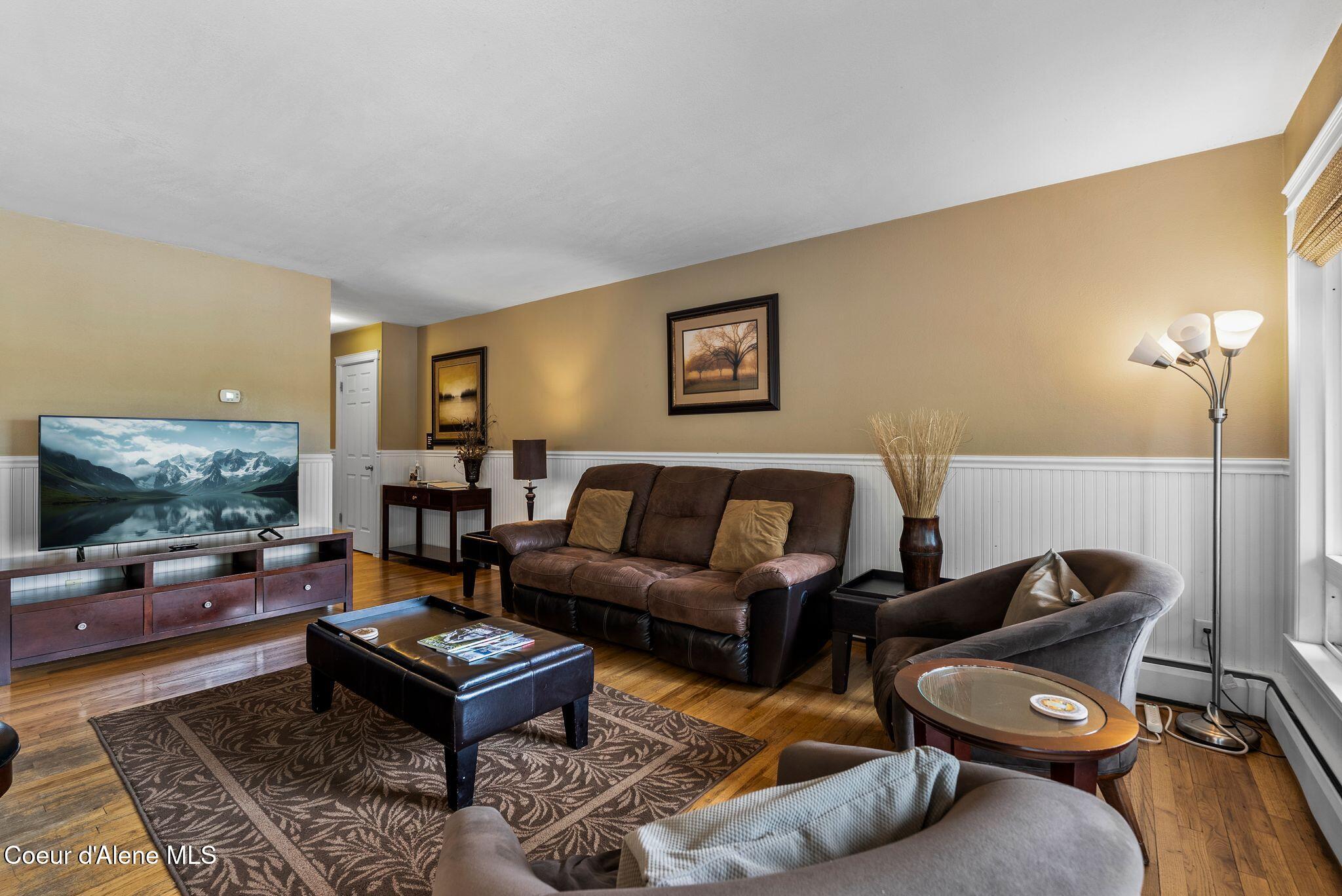 720 North 3rd Avenue, Unit 5 Sandpoint, ID 83864 - Photo 8 of 73 4_DSC07292