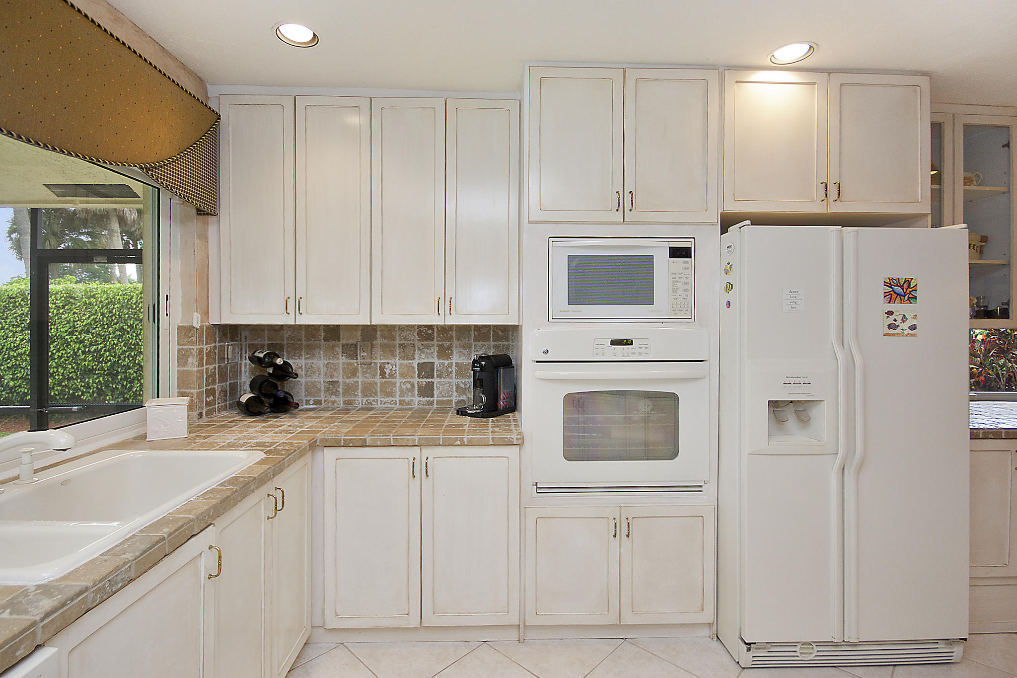 2644 Northwest 27th Avenue Boca Raton, FL 33434 - Photo 19 of 26 Kitcheb