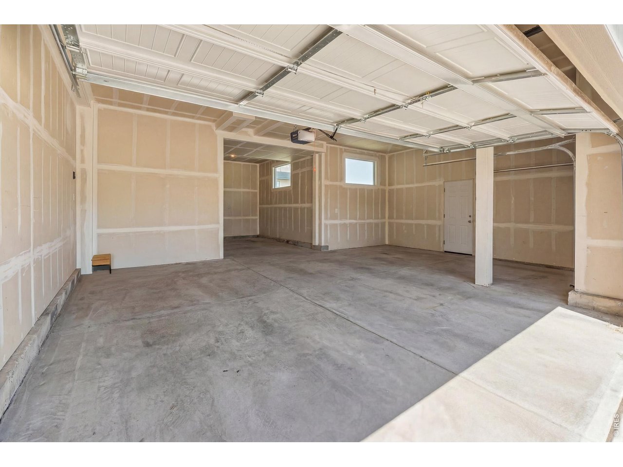 8847 16th St Road Greeley, CO 80634 - Photo 37 of 38 an empty room with windows