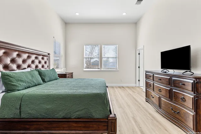 $440,000 | 1018 Wyoming Street, San Antonio, TX 78203