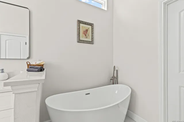 $440,000 | 1018 Wyoming Street, San Antonio, TX 78203