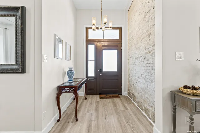 $440,000 | 1018 Wyoming Street, San Antonio, TX 78203