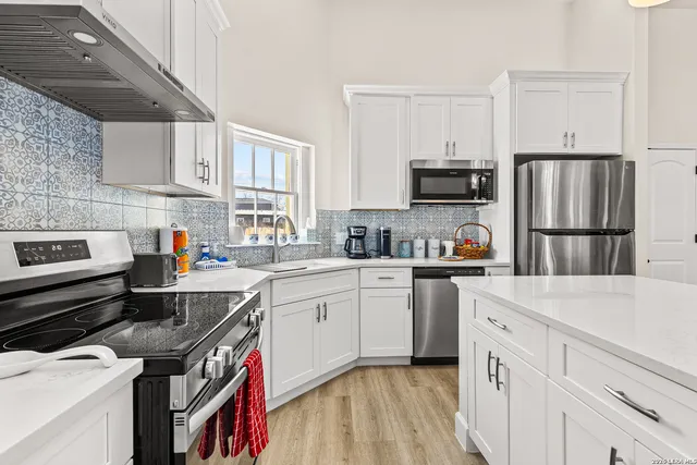 $440,000 | 1018 Wyoming Street, San Antonio, TX 78203