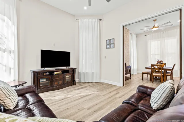 $440,000 | 1018 Wyoming Street, San Antonio, TX 78203