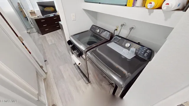 a view of an entryway with stove