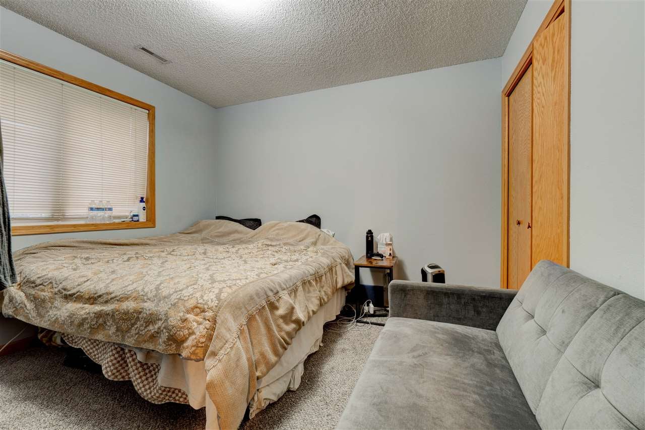 2236 Holiday Road Coralville, IA 52241 - Photo 23 of 31 Gallery Image 23