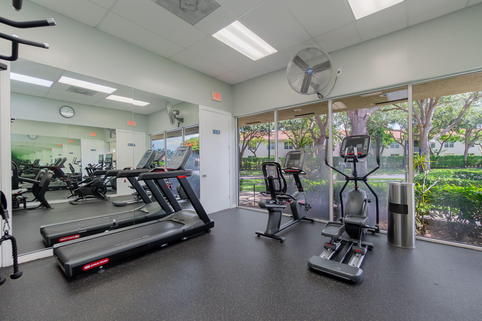 18404 Vía Di Regina Boca Raton, FL 33496 - Photo 41 of 47 41-web-or-mls-DSC05208