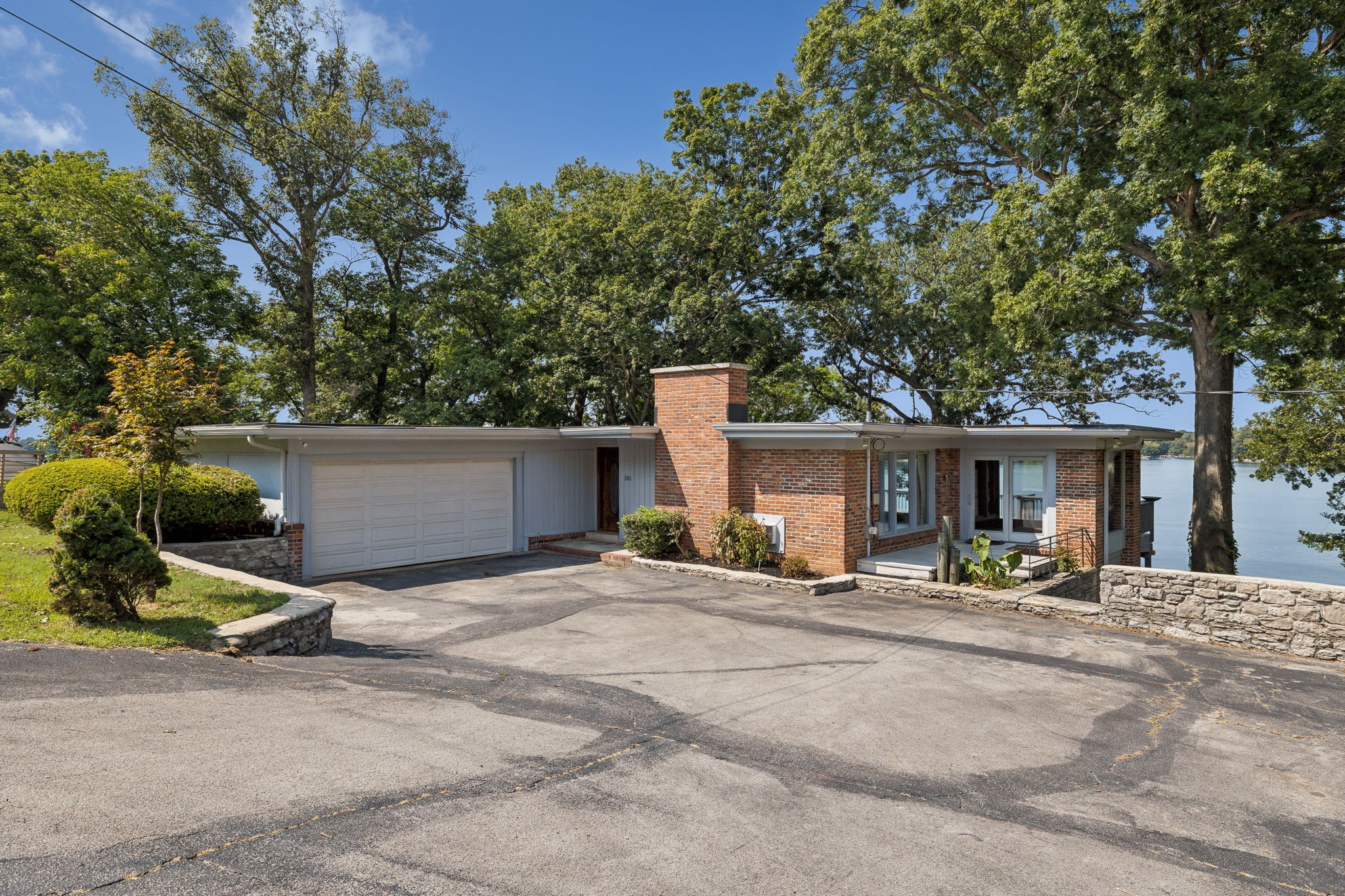 381 Green Harbor Road Old Hickory, TN 37138 - Photo 1 of 15 Gallery Image 1