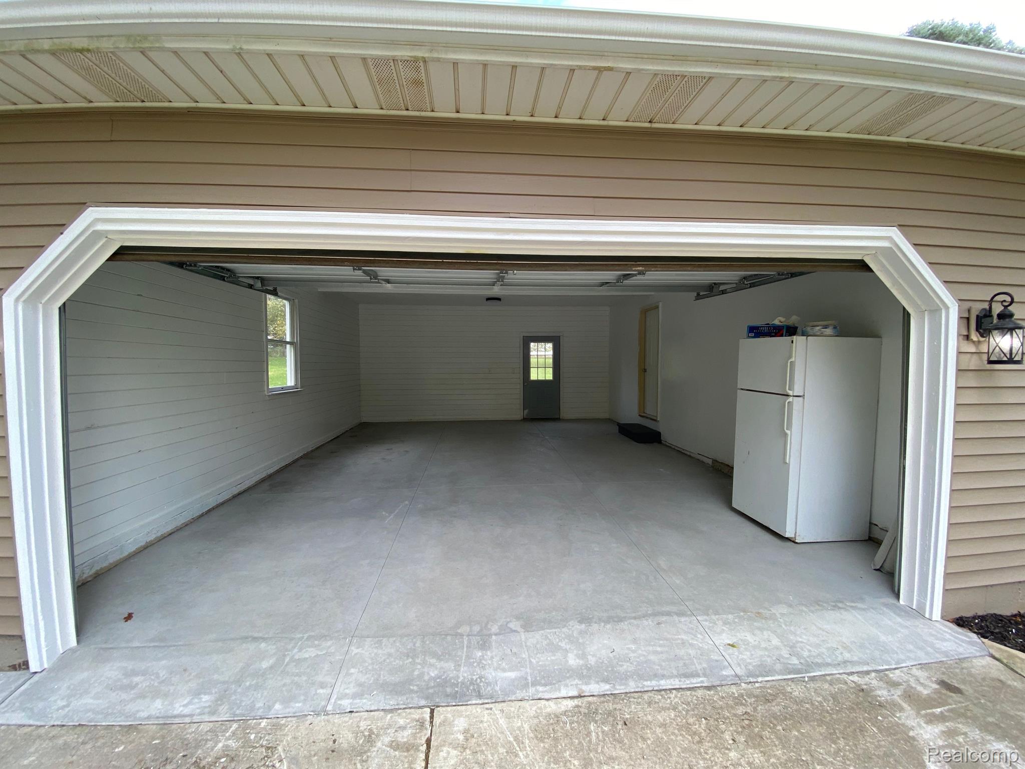 7760 Stow Road Fowlerville, MI 48836 - Photo 16 of 21 Gallery Image 16