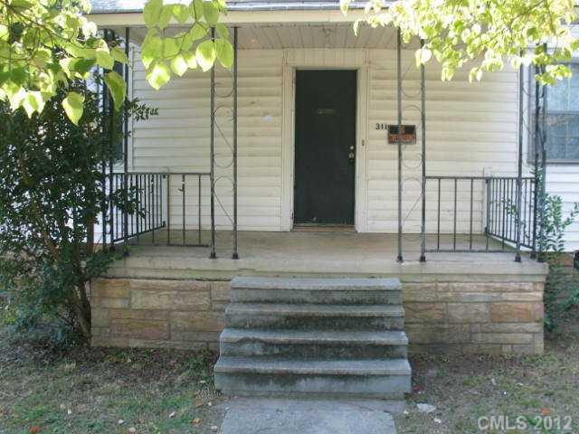 311 South Ransom Street Gastonia, NC 28052 - Photo 3 of 12