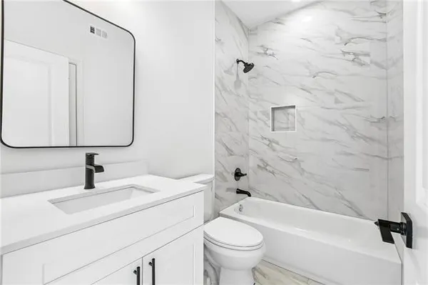 $2,500 | 2033 Conti Street, New Orleans, LA 70112